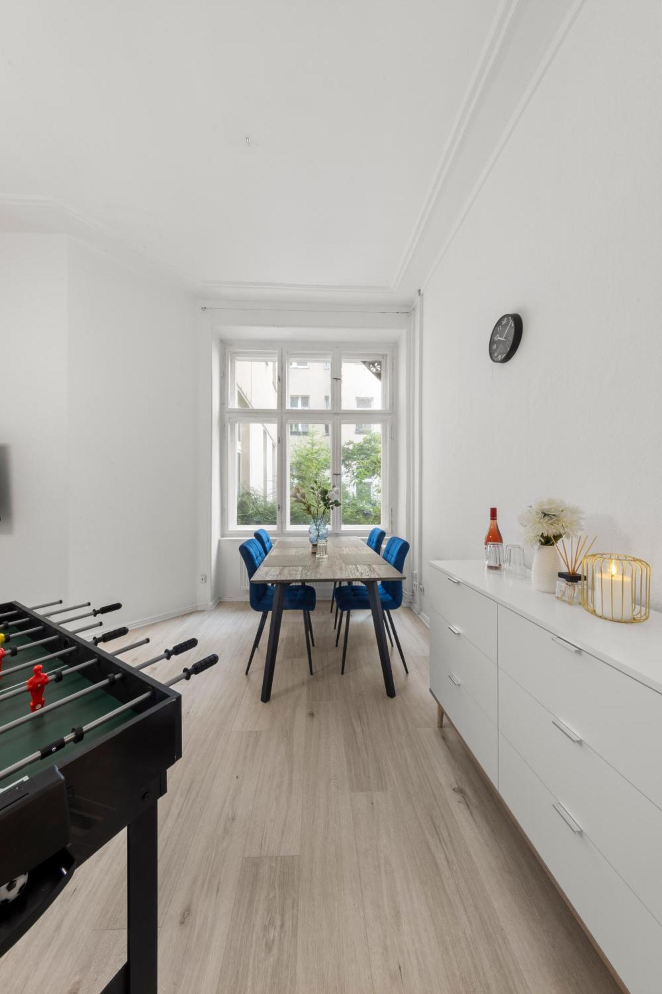 62Qm2, Massageseat, Billard-Table, King-Sized Bed Apartment Berlin Exterior photo
